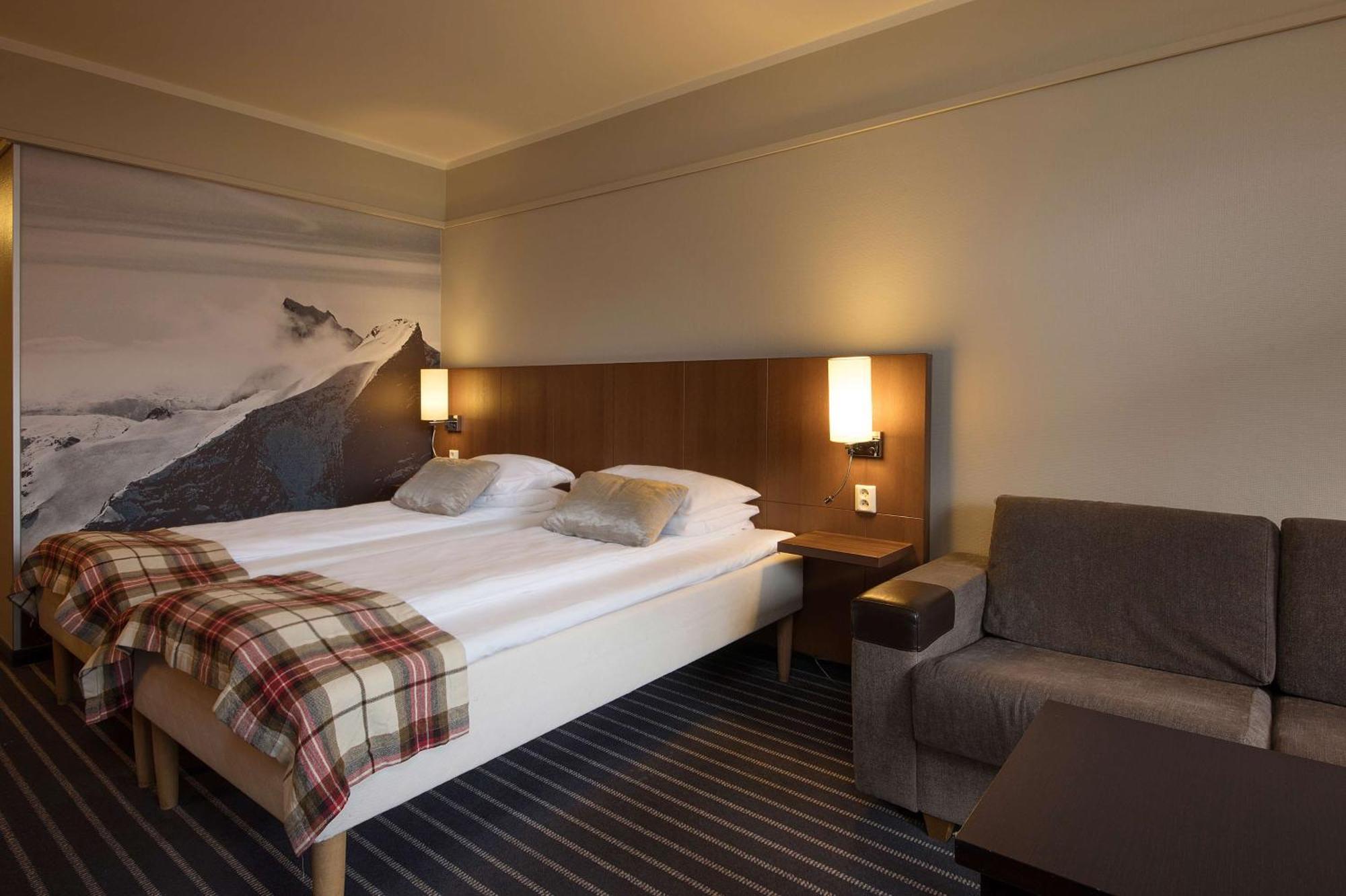 Scandic Sunnfjord Hotel & Spa Forde  Exterior photo
