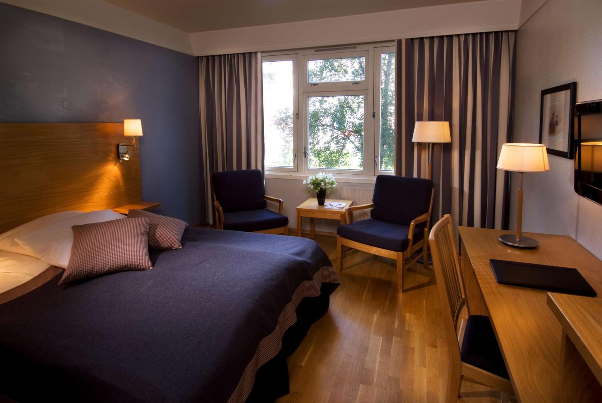 Scandic Sunnfjord Hotel & Spa Forde  Exterior photo